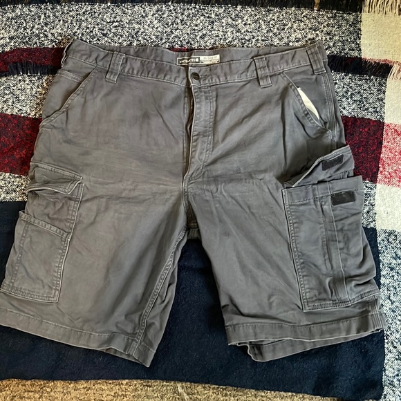 Carhart shorts very thick, comfortable relax fit - Picture 1 of 2